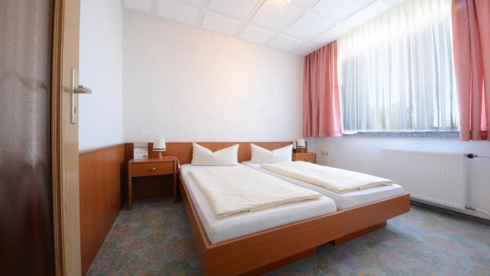 Land-Gut-Hotel Barbarossa كلبرا المظهر الخارجي الصورة