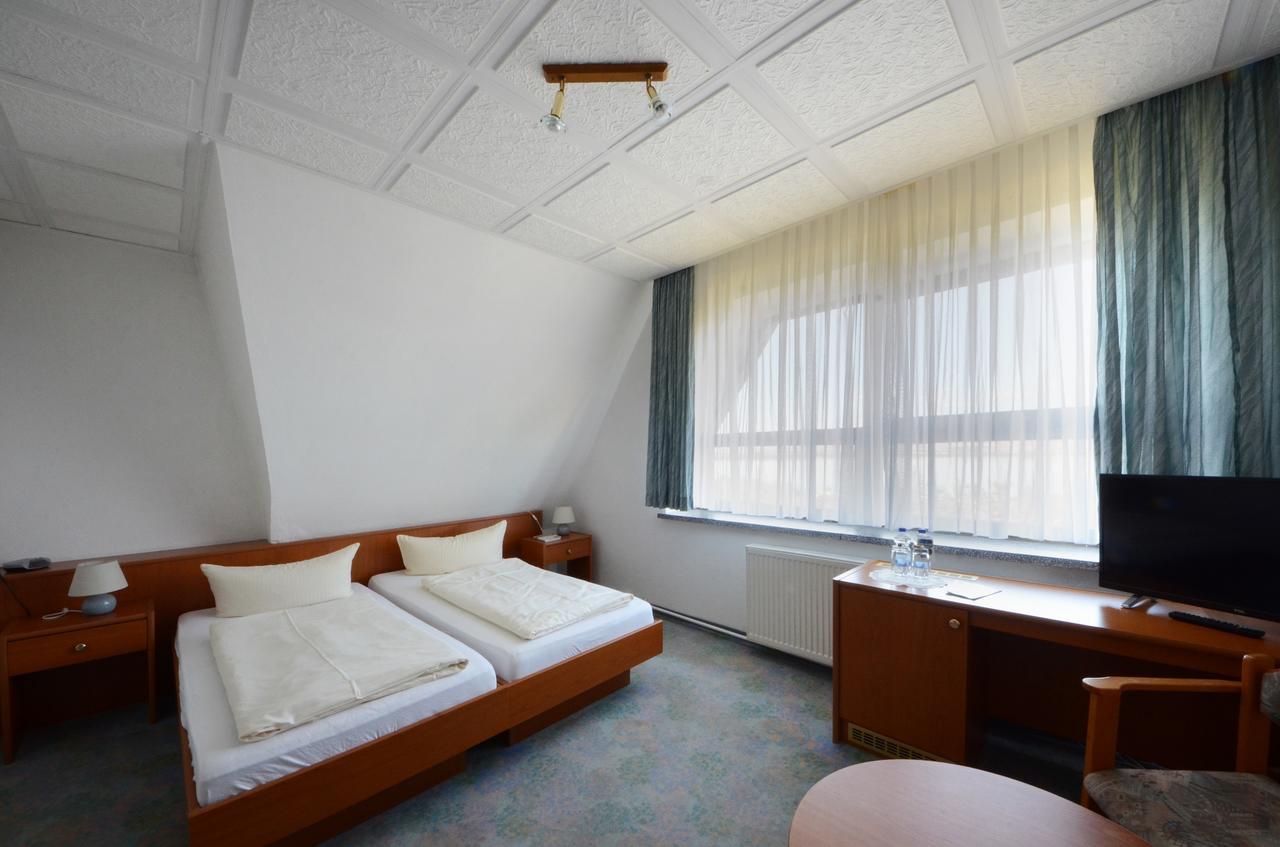 Land-Gut-Hotel Barbarossa كلبرا المظهر الخارجي الصورة