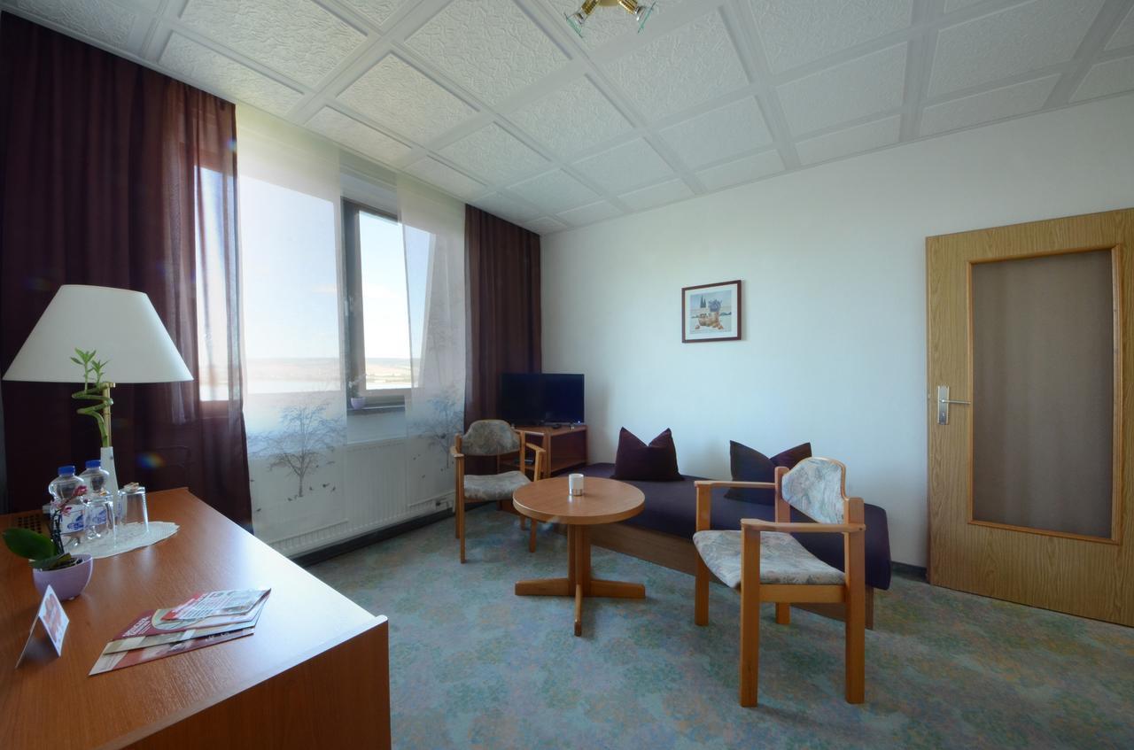 Land-Gut-Hotel Barbarossa كلبرا المظهر الخارجي الصورة